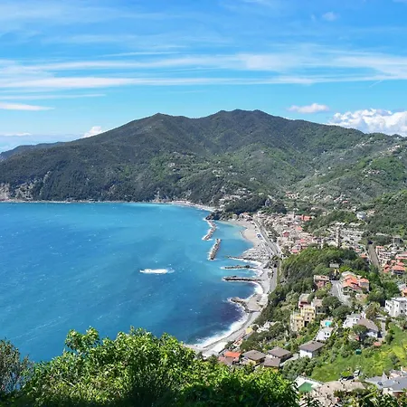 Stunning In * Varese Ligure